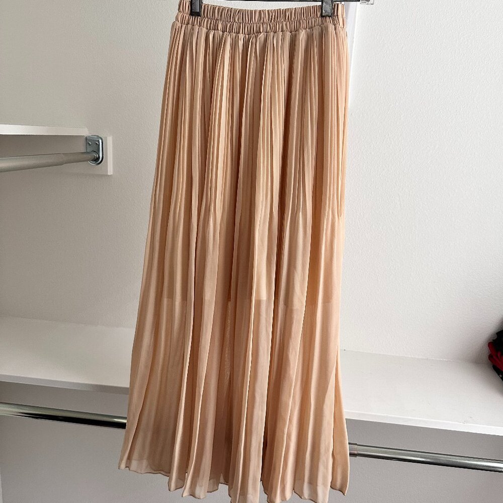 Cream Pleated Maxi Skirt